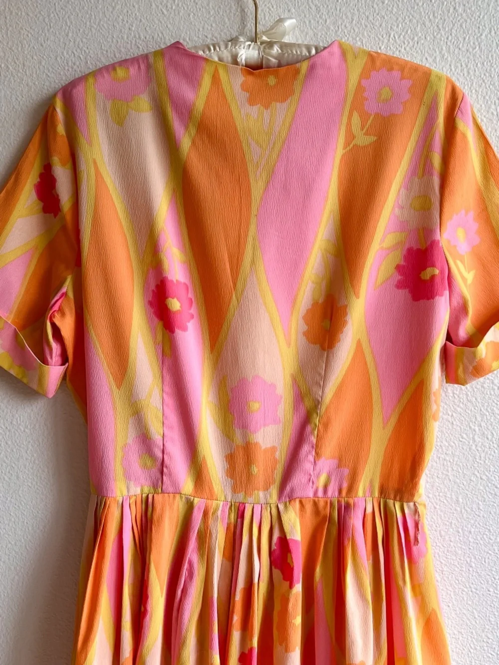 Vintage 1950s Orange and Pink Sorbet Print Dress (M) - Picture 13 of 13